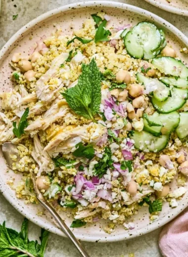High protein Jennifer Aniston salad in a meal prep container.