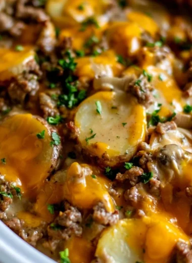 Delicious cowboy recipe for a hearty dinner in a crock pot